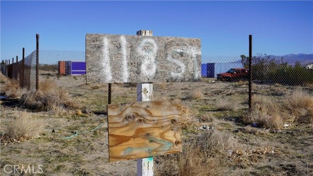 0 118th, Sun Village, CA 93543