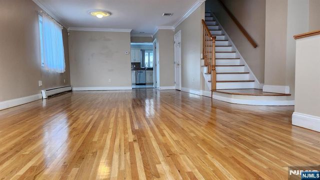 137 Edsall Boulevard A, Palisades Park, NJ 07650