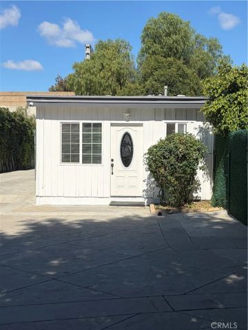 8561 orion av 1, North Hills, CA 91343