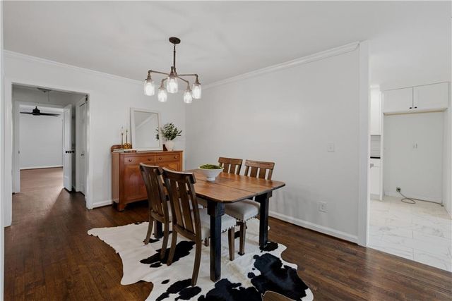 851 Mclinden Avenue SE, Smyrna, GA 30080