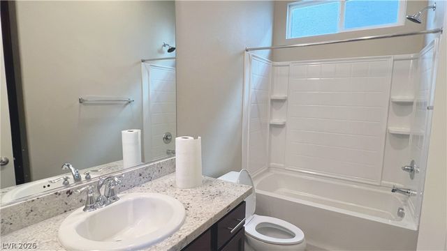 8247 Aster Meadow Way, Las Vegas, NV 89113
