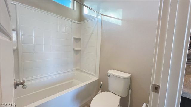 8247 Aster Meadow Way, Las Vegas, NV 89113