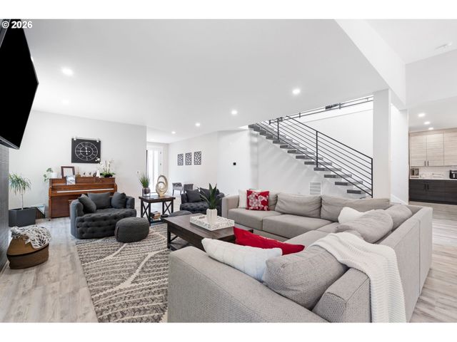 5321 LAKEVIEW Blvd, Lake Oswego, OR 97035