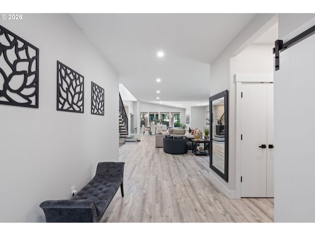 5321 LAKEVIEW Blvd, Lake Oswego, OR 97035