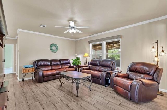 213 River Front DR, Cedar Creek, TX 78612