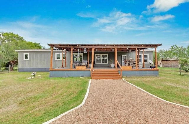 213 River Front DR, Cedar Creek, TX 78612
