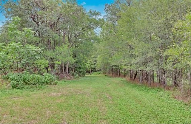 213 River Front DR, Cedar Creek, TX 78612