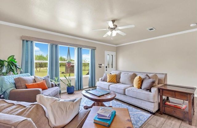 213 River Front DR, Cedar Creek, TX 78612