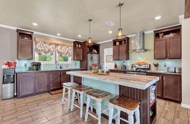 213 River Front DR, Cedar Creek, TX 78612