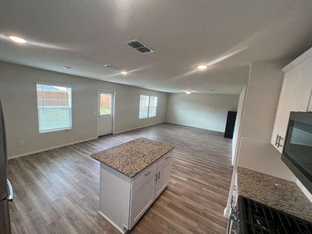 1045 Knightly Lane, Haslet, TX 76052