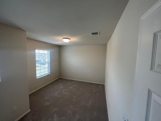 1045 Knightly Lane, Haslet, TX 76052