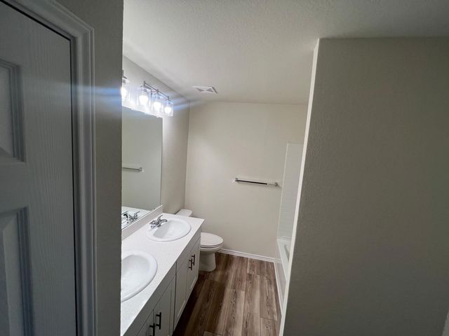 1045 Knightly Lane, Haslet, TX 76052