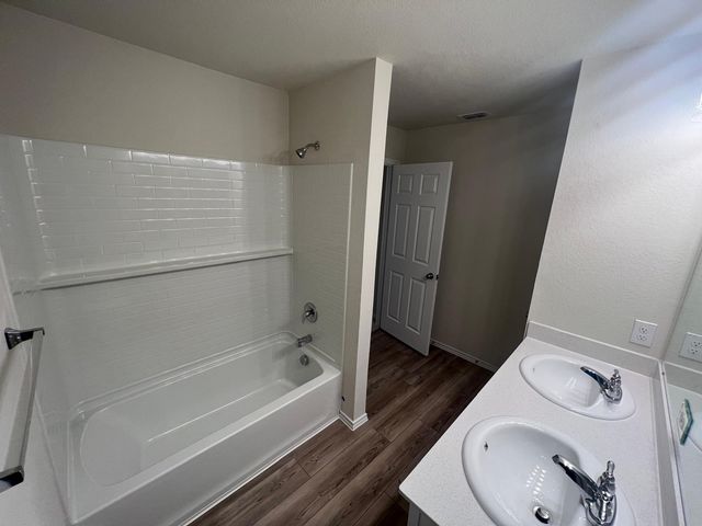 1045 Knightly Lane, Haslet, TX 76052