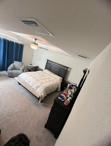 1045 Knightly Lane, Haslet, TX 76052