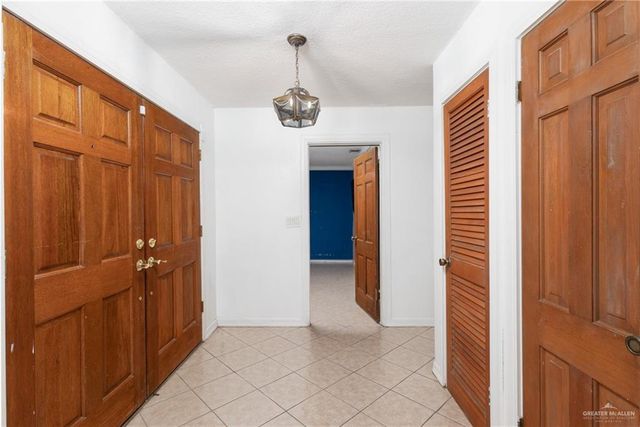 807 W Ramirez Street, Rio Grande City, TX 78582