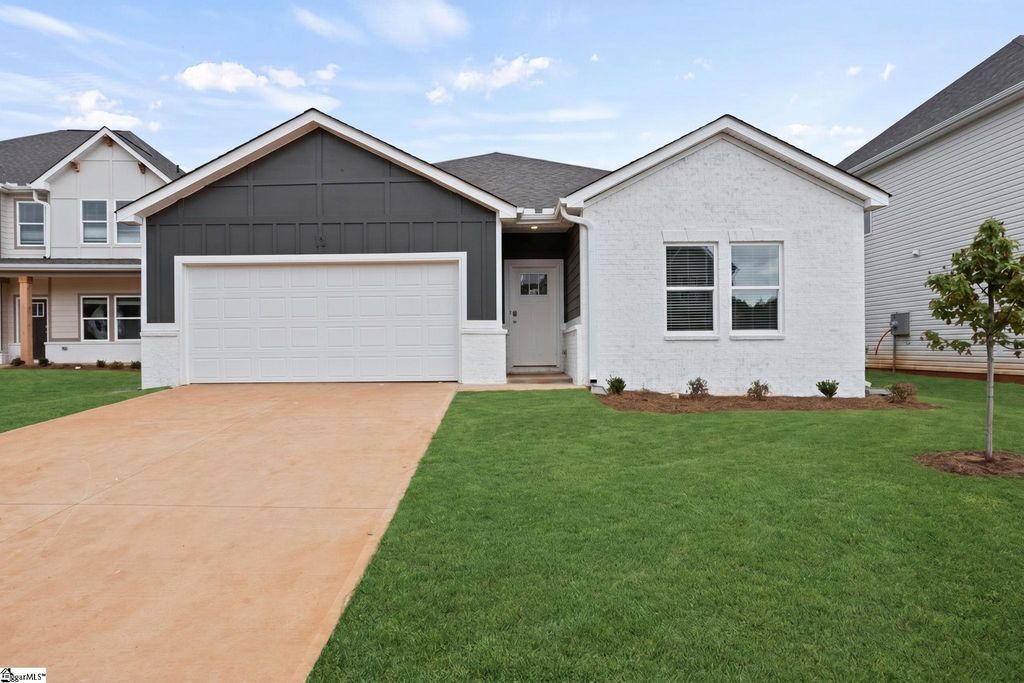 605 Silver Fir Street, Piedmont, SC 29673