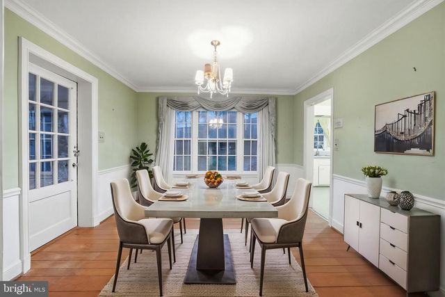 5216 FARRINGTON RD, Bethesda, MD 20816