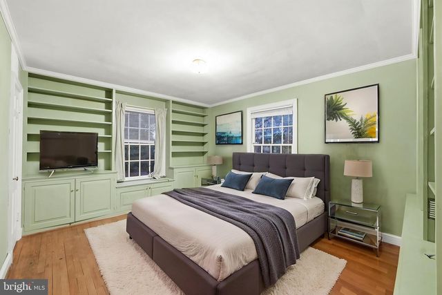 5216 FARRINGTON RD, Bethesda, MD 20816