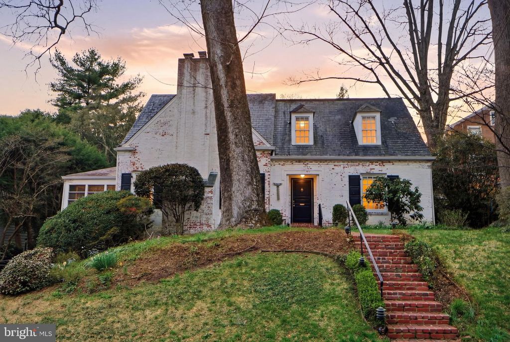 5216 FARRINGTON RD, Bethesda, MD 20816