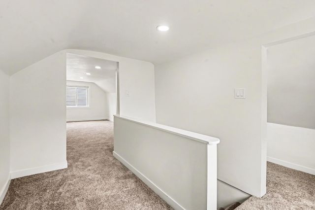 1186 Shepherd Lane, Lincoln Heights, OH 45215