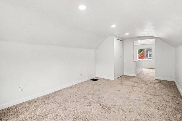1186 Shepherd Lane, Lincoln Heights, OH 45215