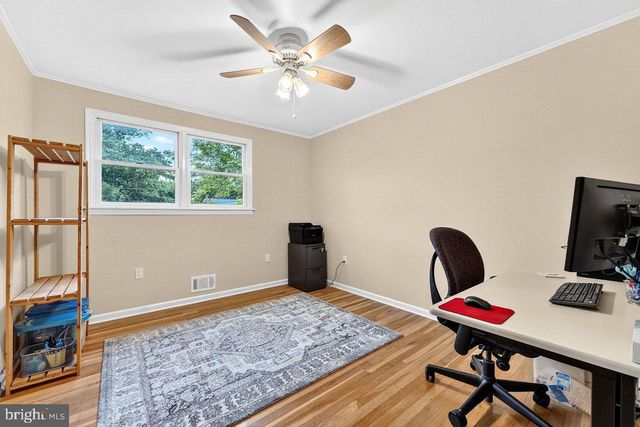 14 WINDSOR DR, Princeton Junction, NJ 08550