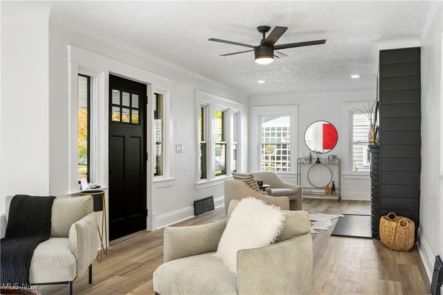 2619 Kingston Road, Cleveland Heights, OH 44118