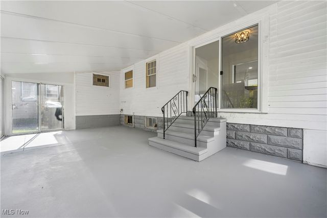 2619 Kingston Road, Cleveland Heights, OH 44118