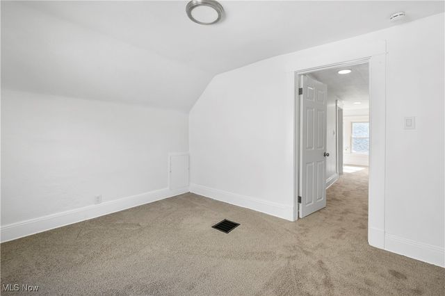 2619 Kingston Road, Cleveland Heights, OH 44118