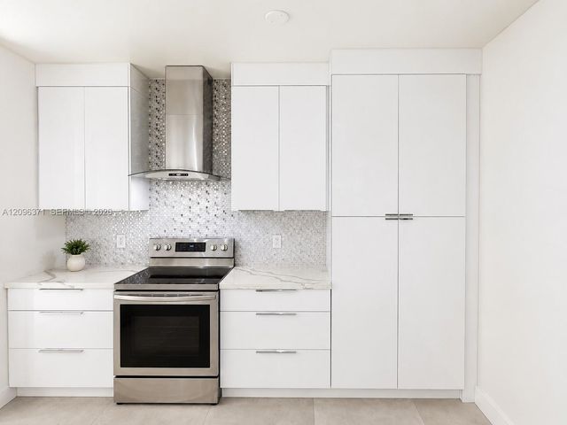 19273 NW 14th Street 19273, Pembroke Pines, FL 33029
