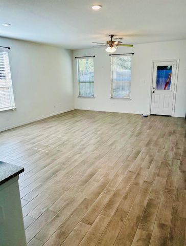 14449 Sunny Bend Way, Conroe, TX 77303