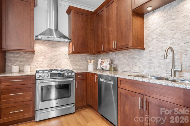 7274 Woodside Court, Denver, NC 28037