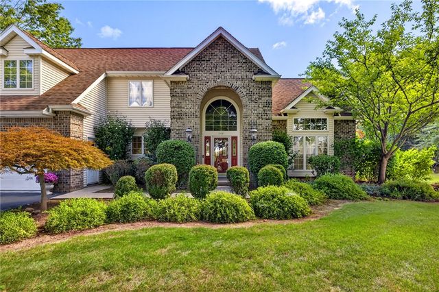 349 Stafford Way, Greece, NY 14626