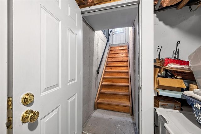 349 Stafford Way, Greece, NY 14626