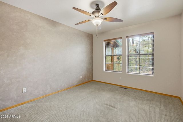 2677 PALOMINO Trail, Overgaard, AZ 85933