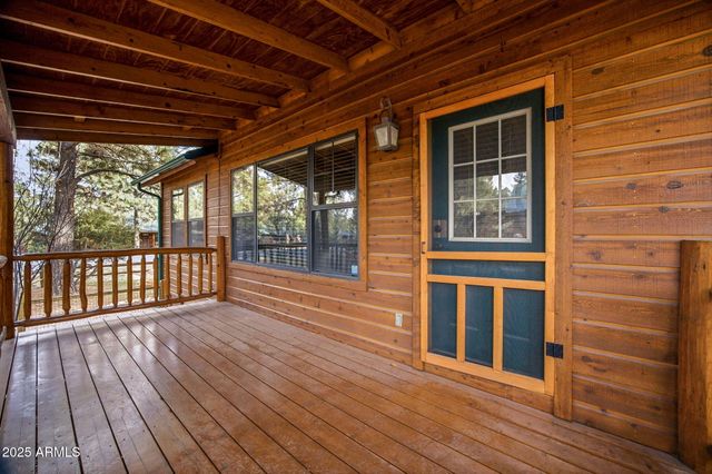 2677 PALOMINO Trail, Overgaard, AZ 85933