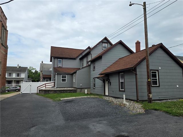 1249 Main Street, Northampton Boro, PA 18067