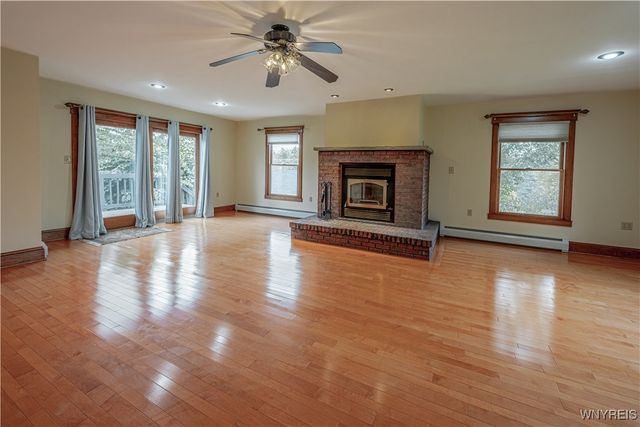 5028 Lower Mountain Road, Cambria, NY 14094