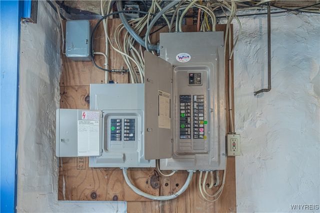 5028 Lower Mountain Road, Cambria, NY 14094