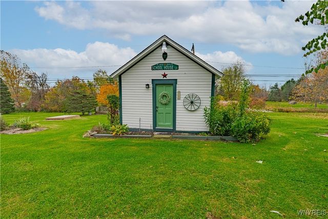 5028 Lower Mountain Road, Cambria, NY 14094