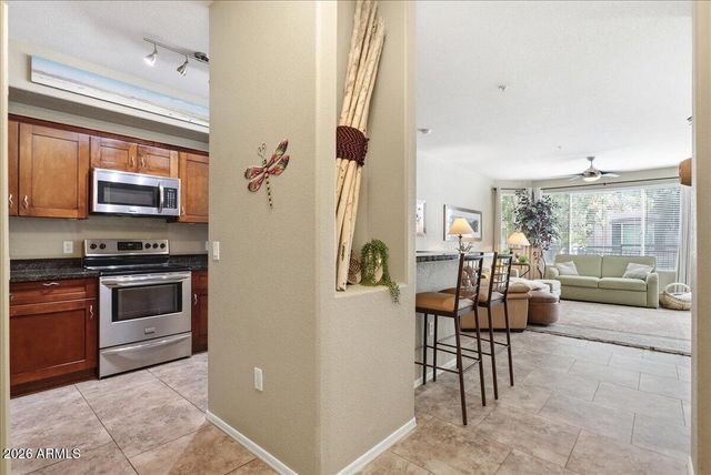 435 W RIO SALADO Parkway 111, Tempe, AZ 85281