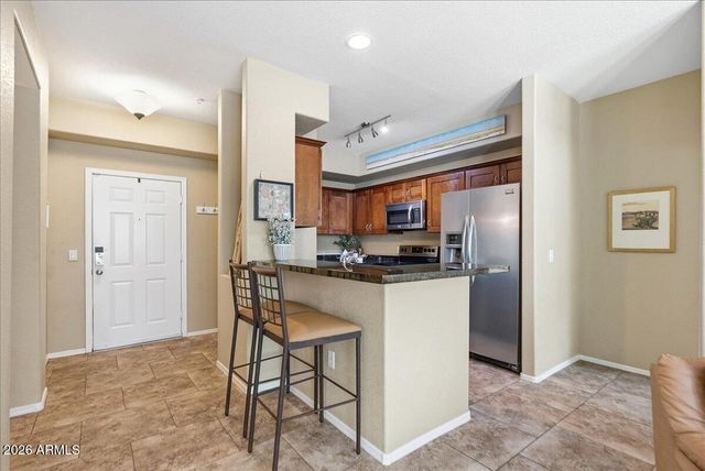 435 W RIO SALADO Parkway 111, Tempe, AZ 85281