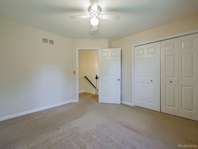 3140 Mulberry Court, Wixom, MI 48393