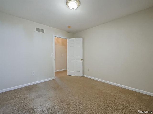 3140 Mulberry Court, Wixom, MI 48393