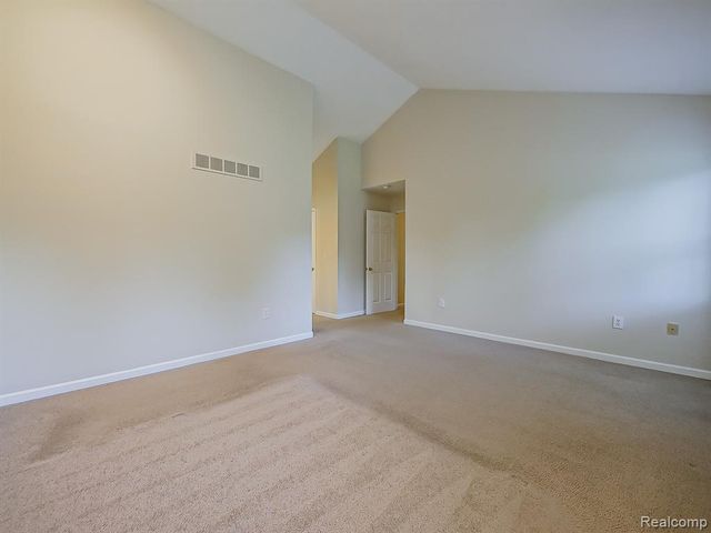 3140 Mulberry Court, Wixom, MI 48393
