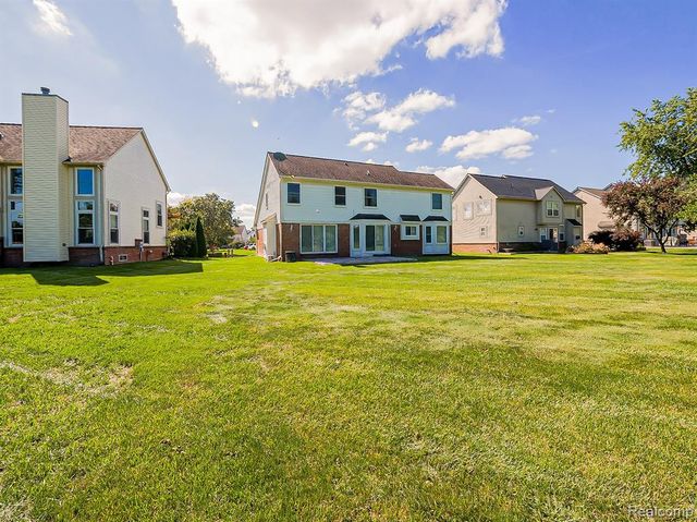 3140 Mulberry Court, Wixom, MI 48393