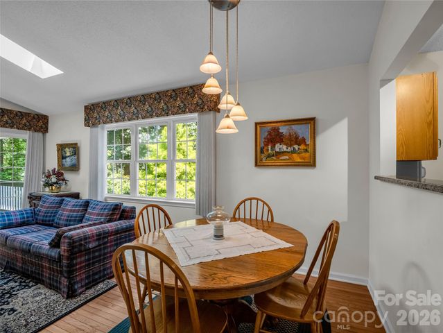 311 Ewarts Hill Road, Hendersonville, NC 28739