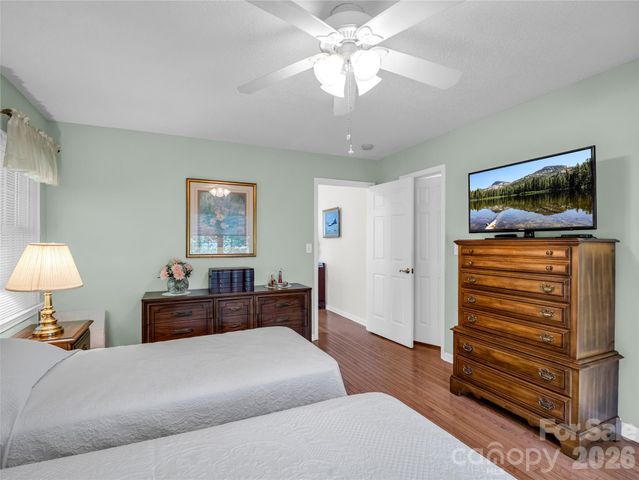311 Ewarts Hill Road, Hendersonville, NC 28739