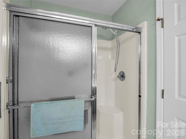 311 Ewarts Hill Road, Hendersonville, NC 28739