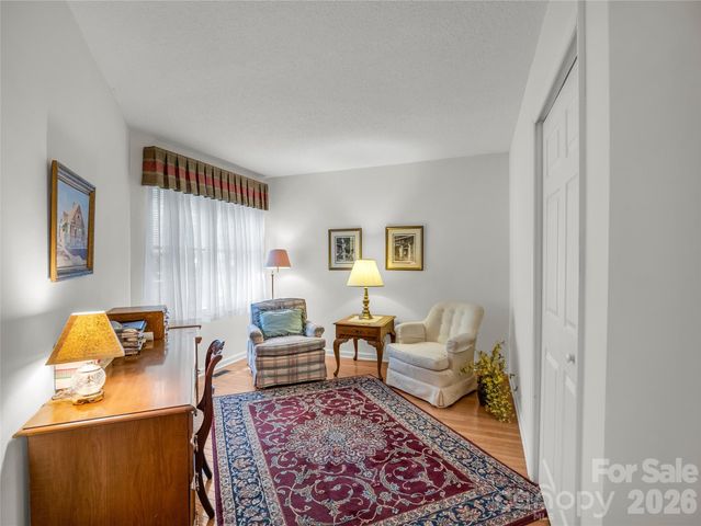 311 Ewarts Hill Road, Hendersonville, NC 28739